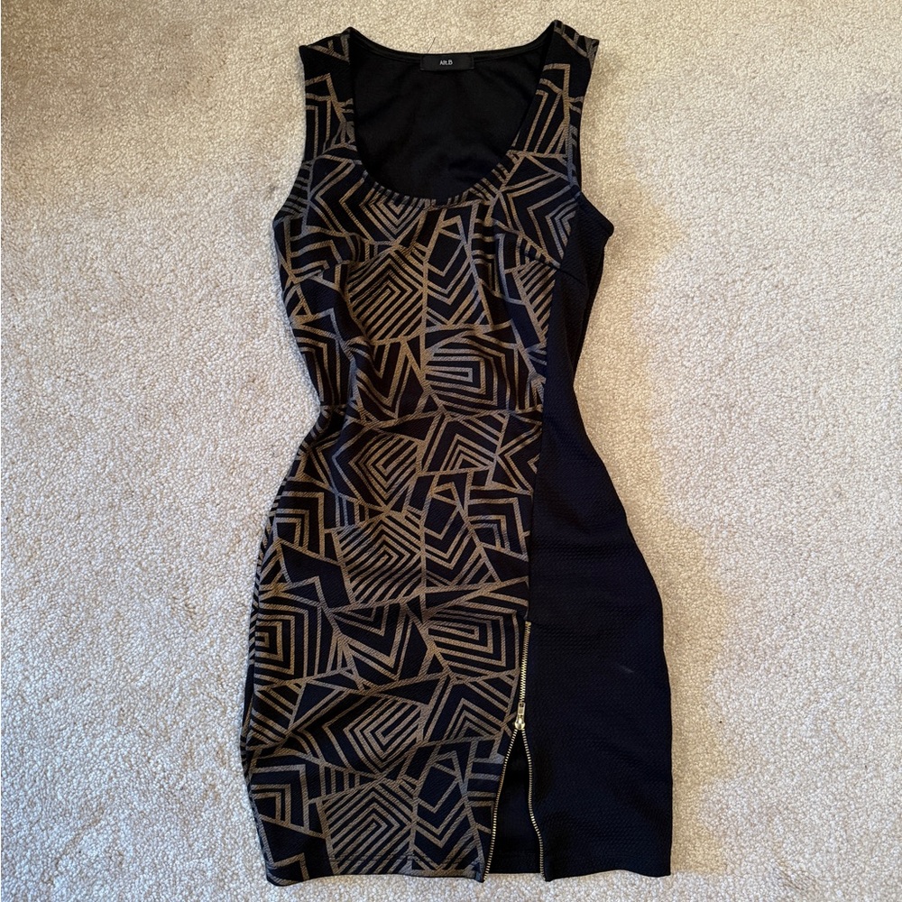 Zipped up seductive dress